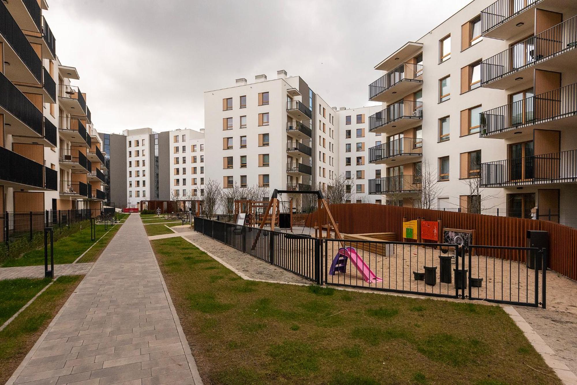 Colorful Apt Close To The Center Great Location Apartment Warsaw Exterior photo